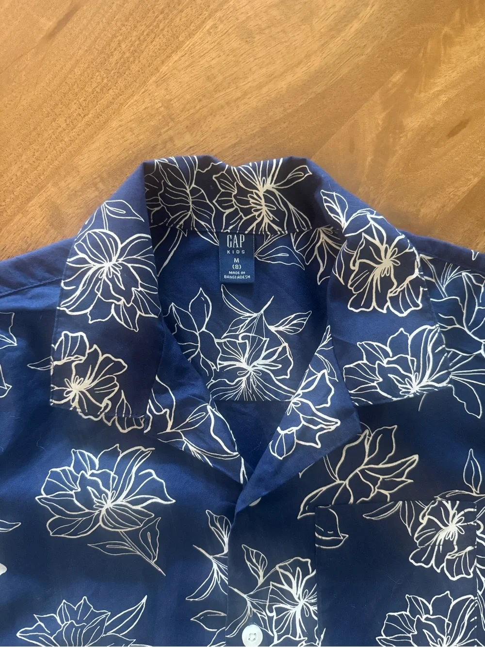 Gap Boys Short Sleeve Button Down Floral Shirt, 8